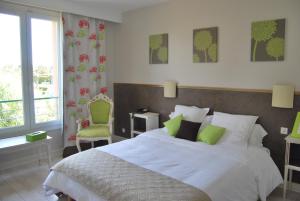 Hotels Les Aubuns Country Hotel : photos des chambres