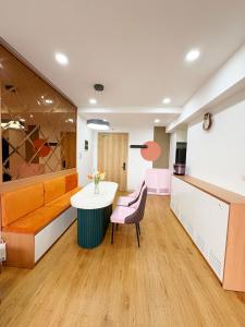 Căn hộ 2 phòng ngủ khu celadon Tân Phú