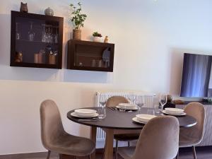 Appartement neuf 3 chambres avec jardin et parking à Arâches-la-Frasse - FR-1-836-48