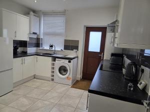 3 Bedroom House in Nottingham