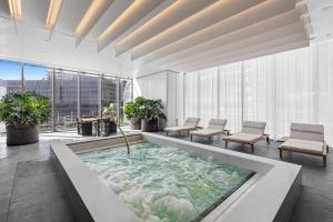 Barangaroo Luxury 2BR Plus Study Room with Top-Tier Amenities