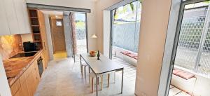 Ultimate Surry Hills Stay - Steps to Crown Street