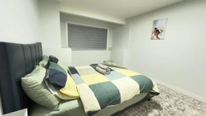 Zillion’s Bliss - Basement Suite