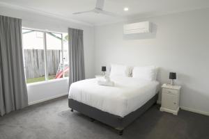 Spacious 4-Bed House in Leafy Plainland