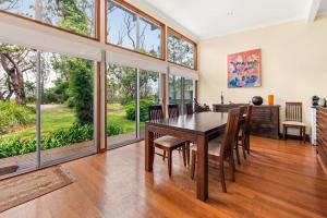 Tomorrow Jervis Bay - Waterfront with Swimming Pool