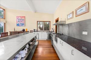 Tomorrow Jervis Bay - Waterfront with Swimming Pool