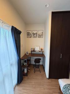 Great access to Umeda,USJ,Namba, Kyoto,Kobe Private old house