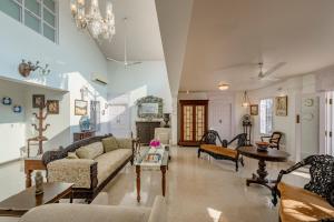SaffronStays Brunton House - 3BR Villa with Pool & Alfresco dining
