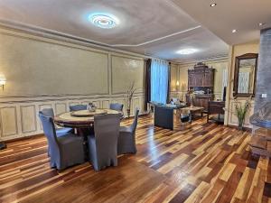 Majestueuse Résidence à 20 Minutes de Paris