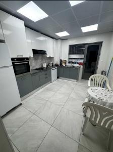 Grand appartement 3 chambres à la résidence valmascort Annaba