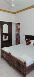 Rock View Palace Lighthouse Beach Resort