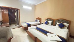 Hotel Chetan International