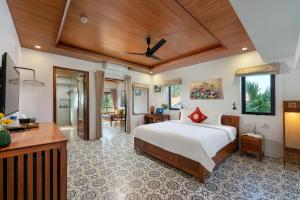 Red Flower Cottages Homestay