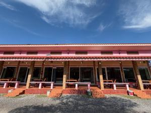 ปลาตอง รีสอร์ท