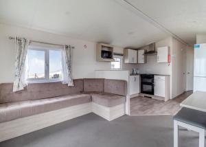 Castaways Holiday Park