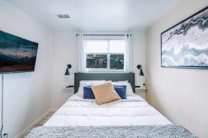 Exclusive Downtown SLC Spot, King Bed 2 Bed 1 Bath