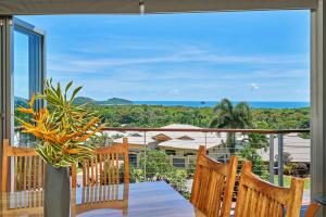 BEDROCK Palm Cove I Private Pool I Sea Views I Family Retreat