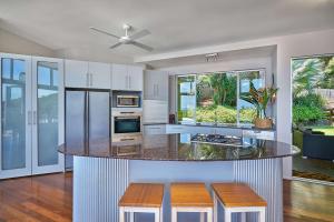 BEDROCK Palm Cove I Private Pool I Sea Views I Family Retreat