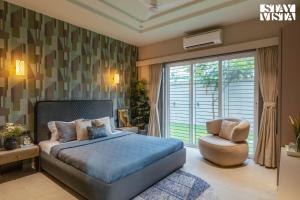 StayVista at Mikasa with WiFi, AC, Pool, BBQ