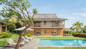 Alea Estate by Villa Finder