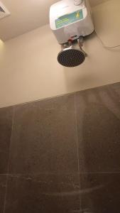 First Kost Seturan 32