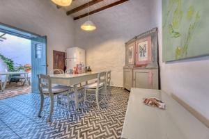 Casa Amaris - Award-Winning Canarian House By Lanzarote Vacation Homes