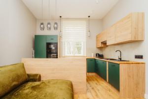 Green Apartment - Old Town