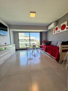 Depto de Primera Calidad, Cochera, Pile, Aire Ac