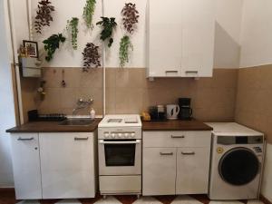 Urban Calm Studio close to the Boulevard