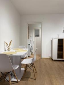 Apartament Central Atin - 3 camere