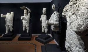 Villa Ray - Front row beachfront with garden img44