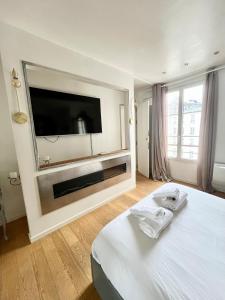 Charming duplex near Gare du Nord Montmartre