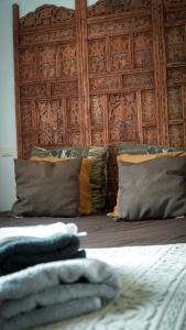 Chambre dhôtes Sous Les Grands Chênes NOMADE