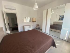 centrale, 5 posti letto, vicino al mare, due bagni