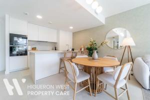 Las Lomas 2 Collection - BrIzas del Higueron