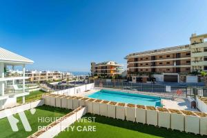 Las Lomas 2 Collection - BrIzas del Higueron