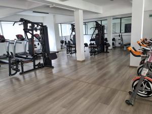 City Oasis One Bedroom Apt free Wi-Fi ,parking,Netflix