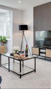 Surehaven Stays 3 Bedroom House Braintree