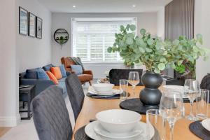 Surehaven Stays 3 Bedroom House Braintree