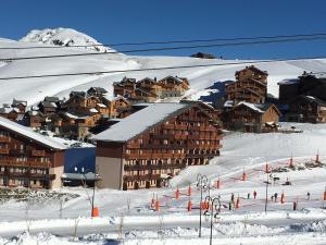 Plagne Soleil 2050 m Ski in and out sleeps 6