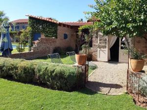 Hartland Garden Suite