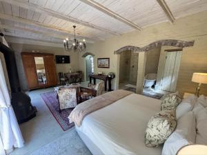 Hartland Garden Suite