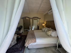 Hartland Garden Suite