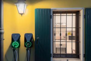 B&B Villa Nel Verde - Camera Luminosa con Bagno Privato, Vicino Bologna