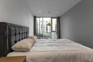 Beautiful, Welcoming Flat - Glass House