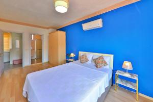 Comfortable Holiday Villa with Pool