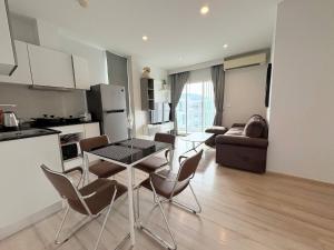 The closest accommodation next too central Mall