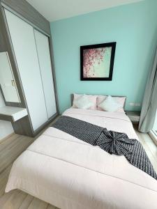 The closest accommodation next too central Mall