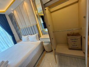 Bangtao Studio Bellevue Lagoon 6floor pool view