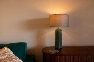 120 m2 - Water View - Manly Central - 2 Bed 2 Bath & More